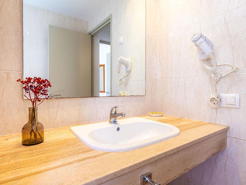 1 Double Bedroom With Additional Single Room Apartment Arenal Playa Menorca Apartments Es Mercadal 1 Double Bedroom With Additional Single Room Apartment Arenal Playa Menorca Apartments Es Mercadal